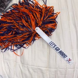 UVA POM POM